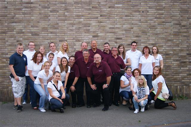Tanzcorps und Dreigestirn 2012 beim 1. Fototermin