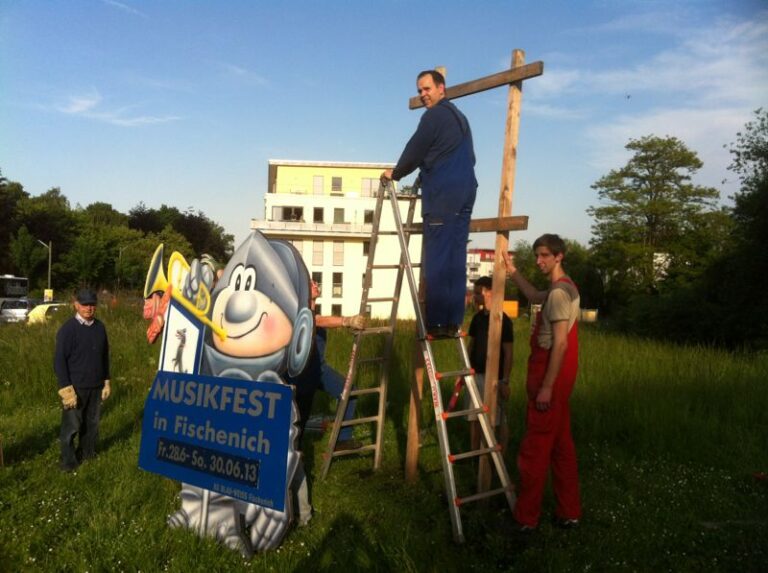 Kunos aufstellen - MF 2013